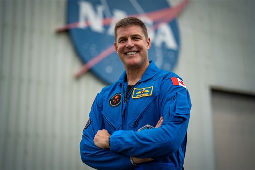 Artemis II astronaut trained to fly in Manitoba