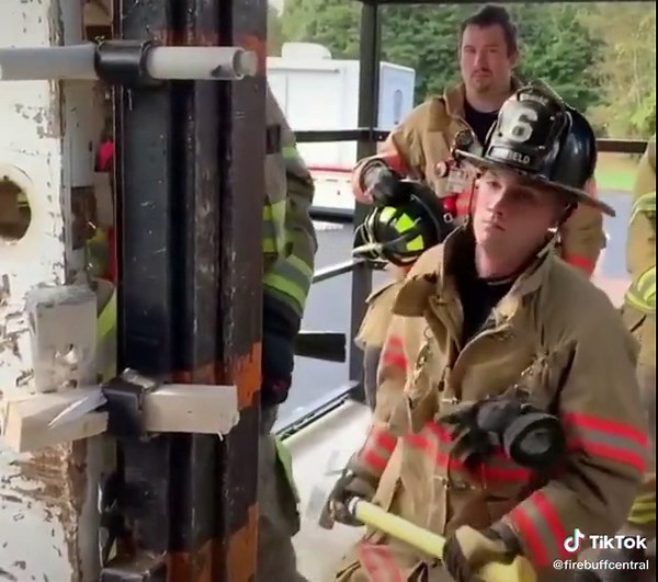 #fire #firefighter #ArbysDiabloDare #fyp #fypシ #fypage #train #training #work #workout #firebuffcentral #viral #virall #foryou #foryo #foryourpage #f