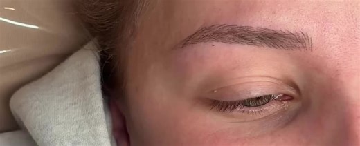 The Art and Technique of Microblading Brows
