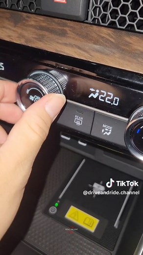 CR-V VTEC Turbo 2024 Model #honda #hondacrv #suv #mobilbaru #hondaisme #vtec #carsoftiktok