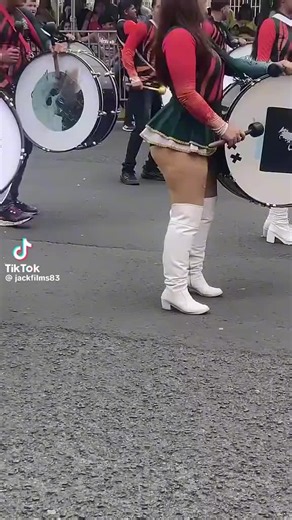 Jay Barrett❌ (@jay.e.barrett)’s videos with Shake Ya Tailfeather (feat. P. Diddy & Murphy Lee) [2016 Remaster] - Nelly