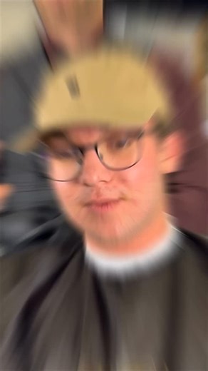 Hairway by Daniel Creata on Instagram: "Îi se potrivește noul look?📌LINK ÎN BIO PENTRU PROGRAMARE📍SIBIU,RO"