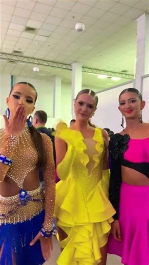 Amazing girls🔥😍 #dance #社交ダンサー #dancer #踊れオーケストラ #love #ダンスラ #fashion #振付動画 #music #ballroomdance