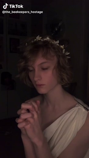 Exploring Toga Fashion in Ancient Greece