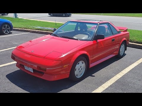 1988 Toyota MR2 (AW11) Start Up, Review, and Drive