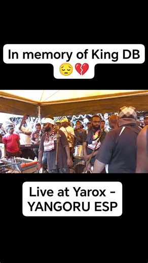 In memory of Late Daniel Bilip who performed live at Yaromuru village, Yangoru Saussia East Sepik. Late DB is more than a singer, his name and music had attracted crowds over the years for all kinds of gathering. Either political campaigns, cultural shows, etc..... Its time now the people of PNG and our political leaders must stand in unity to give the respect and support to this iconic musician. May his legacy lives on forever in his songs.. Till we meet again King DB... Mangi Sepik lo lewa #RI