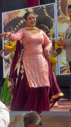 3.4K views · 111 reactions | 9877862786 #model #punjabisongs #punjabimutiyaar❤❤ #punjabistatus #punjabi_tadka #punjabisongs #punjabisingers #punjabiwedding #punjabiswag | Panther Entertainerss R | Facebook