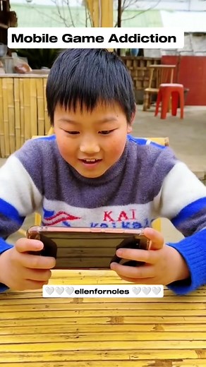 470K views · 6.9K reactions | Malaking suliranin talaga ng mga magulang ngayon, mga batang lulong sa mobile games Dahil sa pangunahing gamit din sa eskwelahan ngayon kung walang control ang bata nalululong talaga, ibayong gabay ng magulang  #cellphone #gameaddiction #reality #rebellious #discipline #divorcedparents #trendingvideo #viralvideo | Ellen Fornoles | Facebook