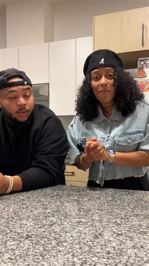 21 reactions · 3 comments | On vous embarque avec nous pour cuisiner notre recette signature : le poulet coco-vanille ‍六‍ Nous profitons de ce moment ensemble pour discuter et revenir sur nos ressentis suite à notre victoire à la première édition de l’Accélérateur de croissance francophone de @futurpreneur. Retrouvez la recette en scannant le code QR présent sur l’étiquette de nos produits ou dans le lien en bio.  | OR NOIR de Madagascar | Facebook