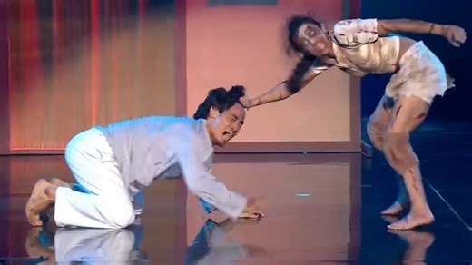Insane horror dance performance from an Indian show