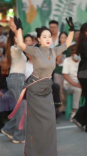 wengmu choreography, the most popular Tibetan dance "qiangba qusang"