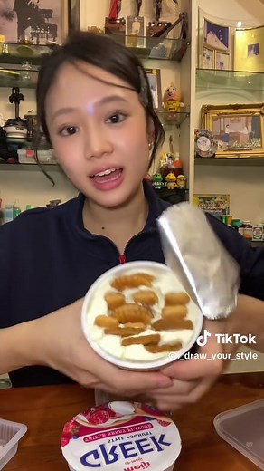 Greek Yogurt Biscuit Cheesecake Recipe Idea