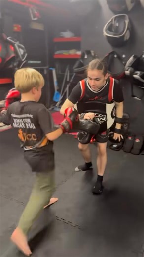 Children’s Muaythai Thai Boxing Community Centre #childrensthaiboxing | SN Combat Style