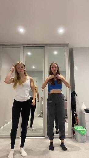 dancey dancey @lucy.lipscombe