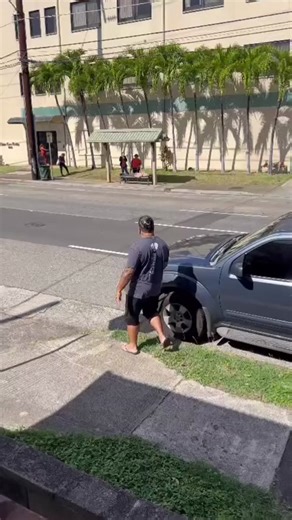 And thats why the city and county of honolulu puts the blocks on the benches at the bus stops so no one can lay down. #meanhawaii
