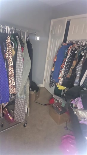 Im Tanya with Thriftee T Boutique Please comment REGISTER as you enter the live. Complete registration completely and verify your shipping information. CLICK the link to open your cart. Your items will go directly to your Messenger. 💜💙💜💙Respectfully all sales are final. We are not responsible for any packages once they are handed to USPS and a tracking number is provided . It is your responsibility to update your shipping address and information.💙💜💙💜 💜💜💜CLAIM WORD—- laugh, mine or sol