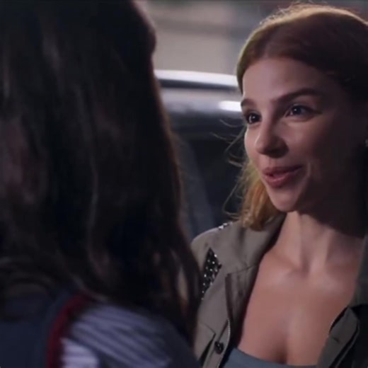 ela chocada com a lorena | #trêsgraças #lorenaferette #juquinha #loquinha #fy