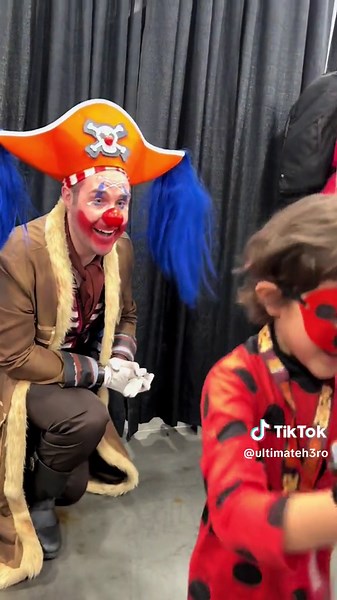 Buggy meets Ladybug Cosplay: Buggs Meets Ladybug