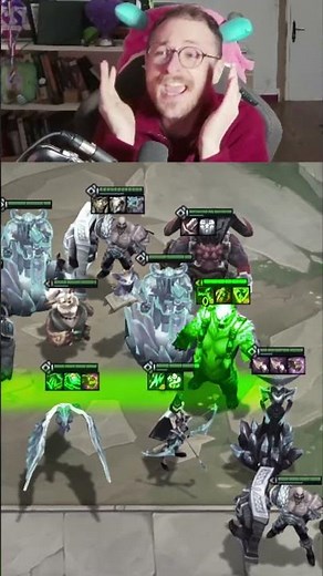 No way, he's doing it on purpose?! | SET 16 TFT