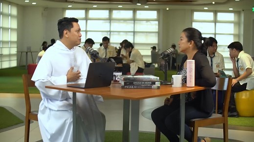 Our conversation with the award-winning journalist Ms. Kara David has gone viral on TikTok amid renewed discussions about government corruption. In light of this, we’re re-releasing the full episode so everyone can watch and listen in full. In this episode, Ms. Kara David shares a powerful lesson she learned from the Mangyan people: to take only what is enough, so that others may also share and benefit. Watch, reflect, and join the conversation. 🙏 #FriarsDesk #KaraDavid #Integrity #MangyanWisdo