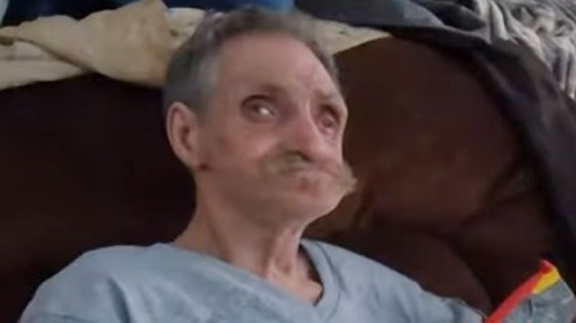 'America's most inbred family member' dances after hearing music for first time