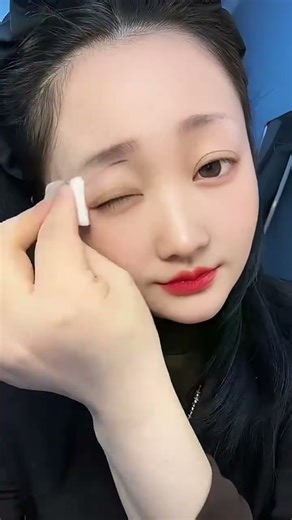 Perfect Eyebrows in Seconds✨#makeuptutorial #eyeshapes #trending