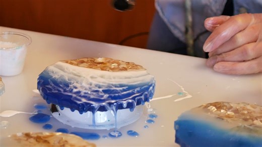 Seattle artist creates masterpieces with resin