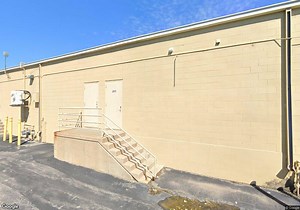 361 Edgewood Rd NW, Cedar Rapids, IA 52405 | Homes.com