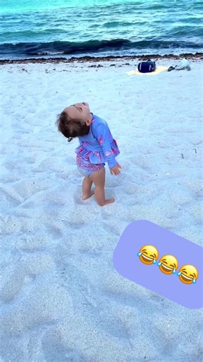 Fun Beach Day with a Toddler | Baby Water Splash Video