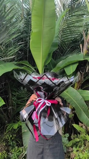 open order✨🎀 💐 (bisa pesan H-1) harga mulai 10ribu‼️ ➡️ Flower Bucket//buket artificial//bucket uang//bucket snack//bucket bumbu//dll 🛒COD/GOSEND/ambil rumah 📞0821-3405-2356 (IKA) 📍Nglumut,Srumbung, Magelang #srumbung#muntilan#magelang#ngluwar#tempel#