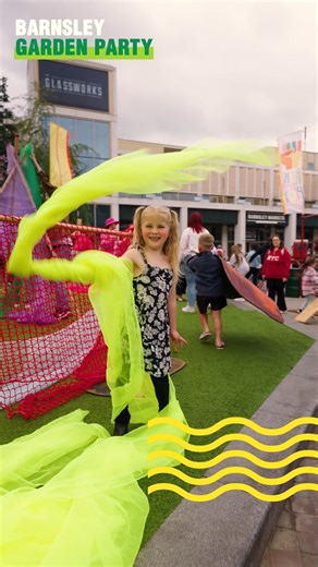 It's New Year's Eve, so what better time to look back at what has been an incredible year in Barnsley? What was your favourite moment? Let's have a look back at an amazing year... 🍔 The International Market delivered dishes from around the globe in April and September 🎭 We celebrated art and culture earlier this year as the Barnsley Garden Party moved to May 🏃‍♂️ The Barnsley 10k returned with thousands of participants 🎸 Barnsley Live was bigger than ever in June 🎺 Barnsley's Big Weekend pr