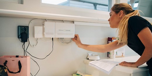 How to tell if someone is stealing your Wi-Fi and how to stop them