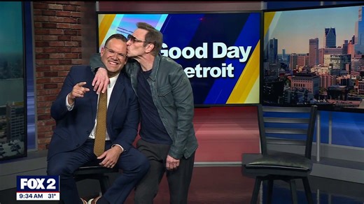 Paul Mecurio at Mark Ridley's Comedy Castle