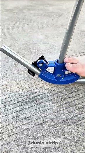 How to Bend Metal Pipes Easily Using Manual Conduit Bender