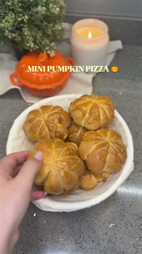 Mini Pumpkin Pizza Buns 🎃🍕 | Easy Autumn Baking Recipe