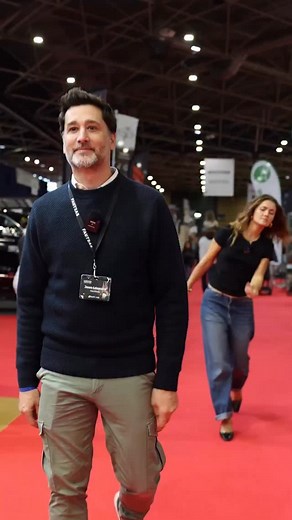 🎥 Chloé a découvert les innovations Fautras ! Entre la malle premium et la sellerie de l’Oblic X, elle a pu tester le confort, la praticité et le savoir-faire français signés Fautras 🇫🇷🐴 🚛 Fautras, c’est des vans de 1,5 à 4 places, à partir de 8390€ 👉🏻 robustes, élégants et pensés pour le bien-être de vos chevaux. 💬 Pour bénéficier des prix Equita, mettez simplement votre département en commentaire ! | Equestrian News