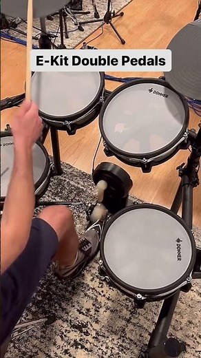Donner E-kits - Double Pedals #donnermusic #edrums #doublepedal #strajkstudios