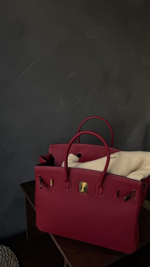 Eleanor Egar on Instagram: "Style my @hm order with me🤎 All linked on my stories and LTK🍂 #hm #hmhaul #newin #fyp #autumn"