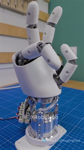 👐#huggingface Drops Open-Source Humanoid Hand Blueprint for Under $250!🤖 #RobotHand #humanoid