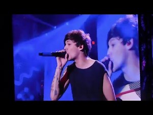 One Direction - No Control (+ Liam talking) (OTRA Boston, 9/12/2015)