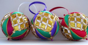 Learn to Make Kimekomi Ornaments — Ornament Designs