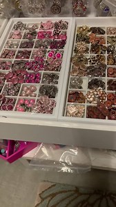 10 comments | Just a video showing some more awesome Snap jewelry and me just chatting to you girls | Gracie Roze by YSE | Facebook