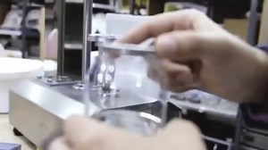 Aluminium PET Cans Beverage Semi-Automatic Tin Can Juice Soft Drinks Making Canning Sealing Machine