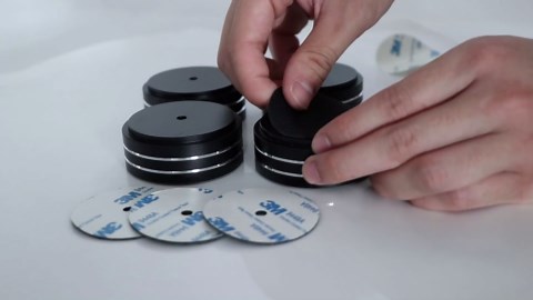 Monosaudio Speaker Isolation Feet Aluminum Speaker Feet 58*22MM Turntable Feet Replacement with 3M Adhesives/Non-Slip Rubber Ring/M4 Screw for Audio,Speakers,Subwoofers, Turntable,Amplifier,DAC(Black)