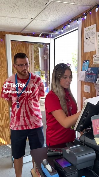 POV: When your manager likes to stay on top of things 🫣 #deltasoniccarwash #carwash #manager #whatyoudoing #team #employee