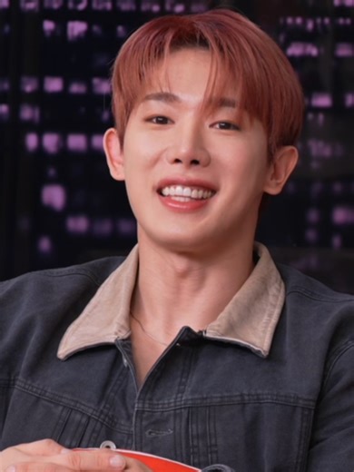 What music does Wonho like to listen to when he's home alone? Uhhhh HIMSELF of course! ICON BEHAVIOR. @official_wonho #wonho #kpop @rubasworld