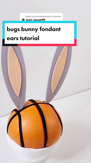 Bugs Bunny Fondant Ears Tutorial