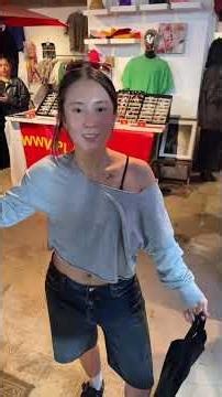 I can’t believe we’re already on day 21 like WTF?!?!😭#vlogmas #vlog #christmas #thrfiting #shopping