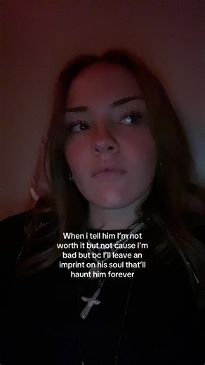 Understanding Avoidant Relationships and Emotional Impact