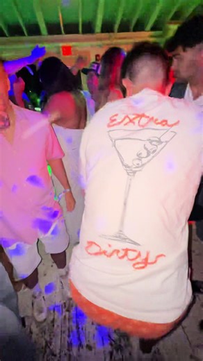 My Birthday in Montauk, Bren Day ‘25! 🥳🎂🎉 Enjoying a great time! #Birthday #Dance #Friends #Vibes #Hamptons